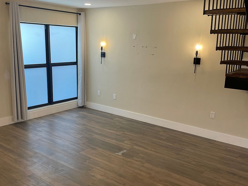 1st image of 6518 Kendale Lakes Dr APT 808