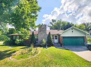 2116 Barnard St, Saginaw, MI