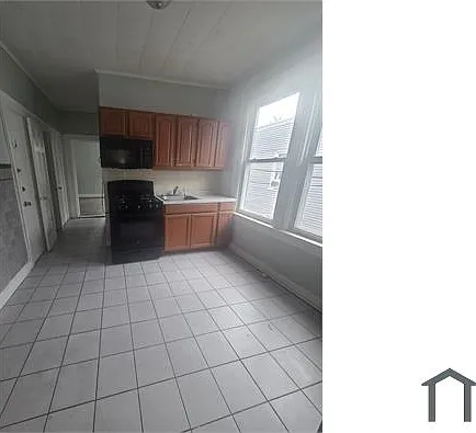 154 Dayton St #2R