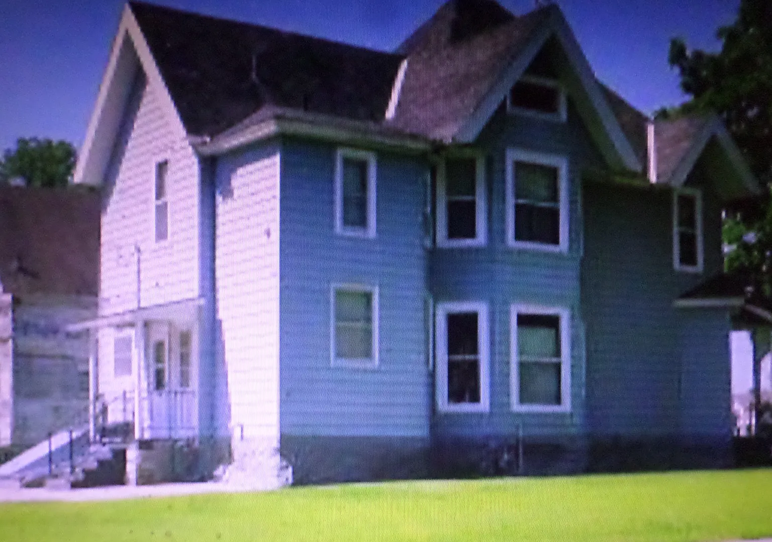 2 bed, 1100 sqft, $1,095 — Photo 1