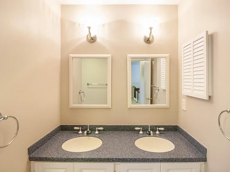 3503 Redwood Ct — Photo 48