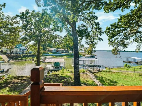 62000 E 263rd Loop, Grove, OK 74344