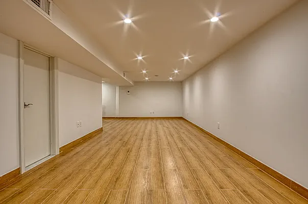 Rented by eRealty Advisors USA Inc | media 25