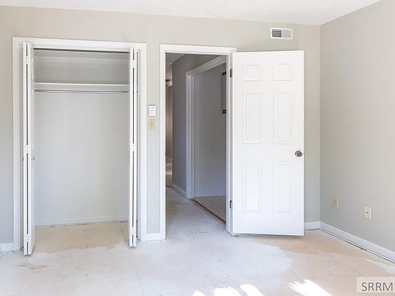 5th image of 2281 Henryanna Ave