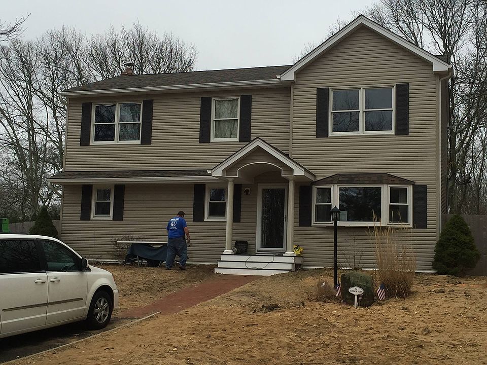 2nd image of 34 Ridge Rd W