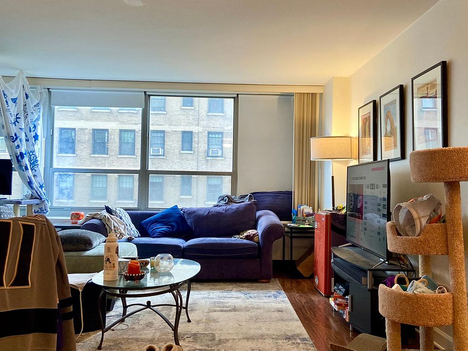 1st image of 3550 N Lake Shore Dr APT 606