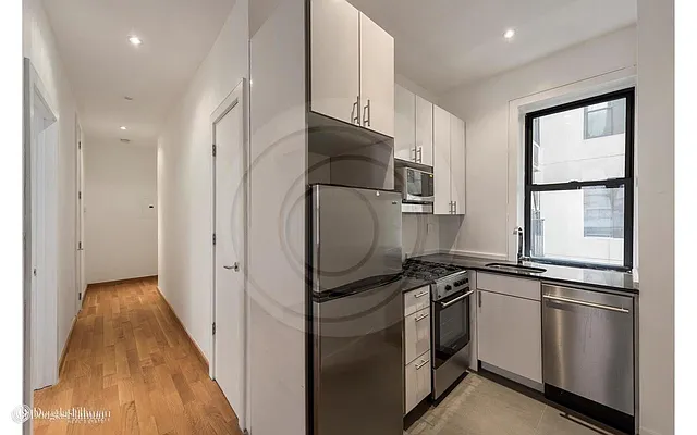 Rented by Douglas Elliman | media 5