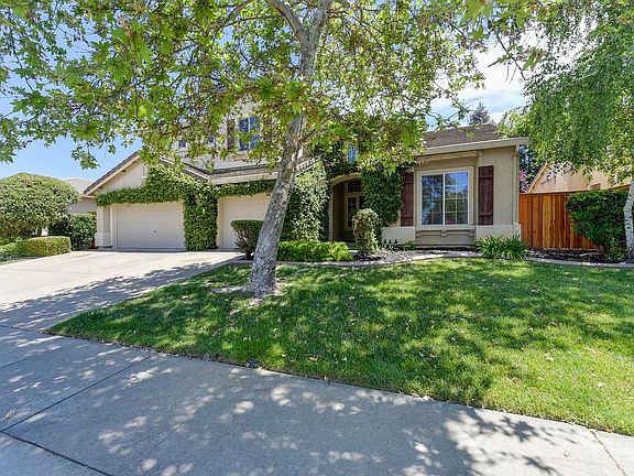 3rd image of 15400 Murieta South Pkwy