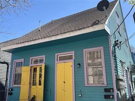 2320 Burgundy St, New Orleans, LA