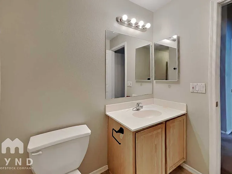 3310 W Tina Ln — Photo 16