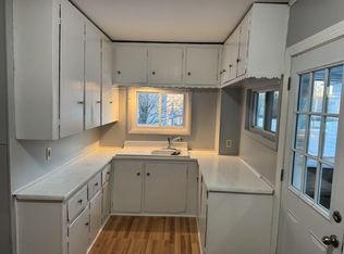 118 Walker St FLOOR 2, Manchester, NH 03102