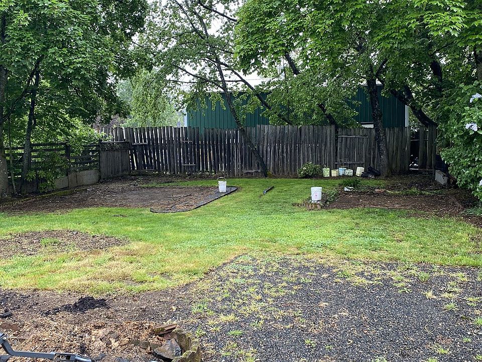 2nd image of 9613 SE 77th Ave