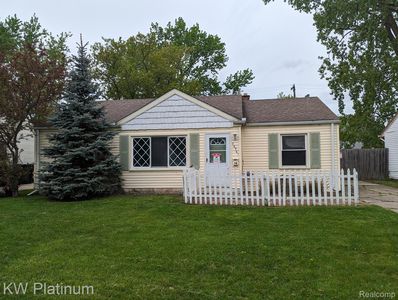 26561 Belanger St, Roseville, MI, 48066