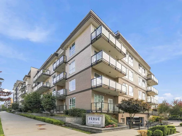13768 108th Ave #317, Surrey, BC V3T 0L9