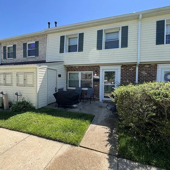 9220 Bridle Path Ln #K — Photo 2