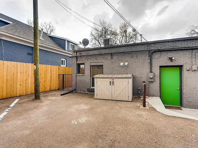 3248 N Williams St — Photo 16