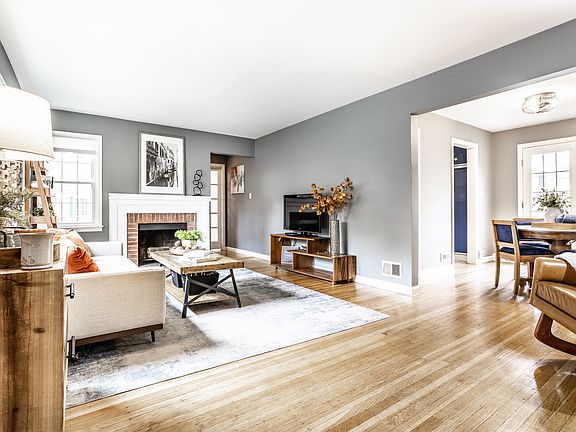 5th image of 6020 Winthrop Ave