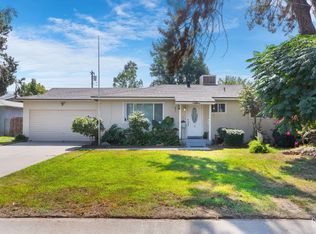 1949 E Ash Ave, Tulare, CA 93274