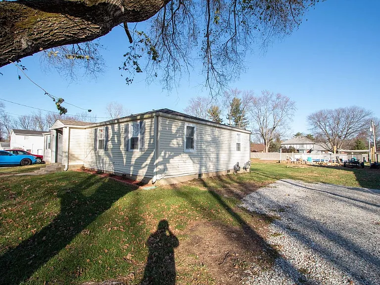 4155 N County Road 575 E — Photo 23