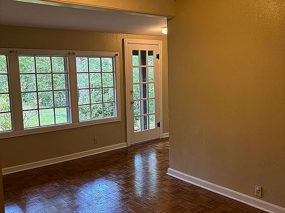 Entry/Living/Sunroom