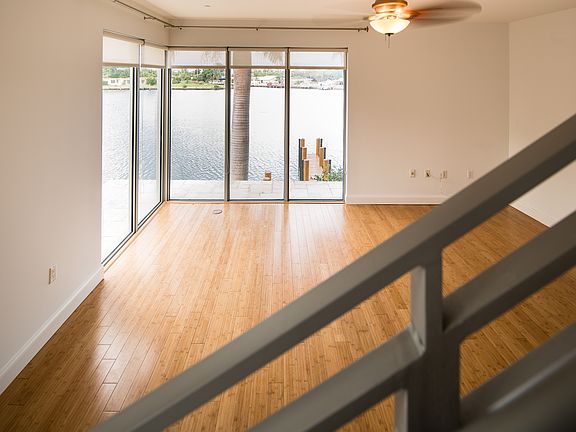5th image of 187 N Shore Dr #6