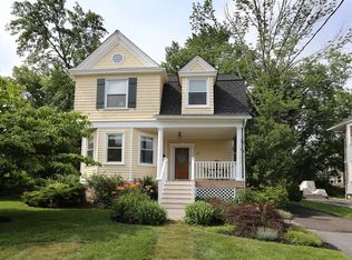 27 Oliver St, Chatham, NJ 07928