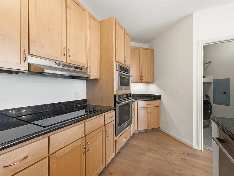 505 Jackson Hill St #307 — Photo 10