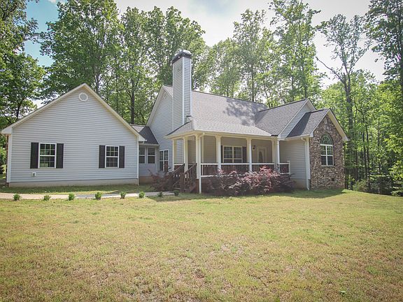3rd image of 296 Sleepy Hollow Cir