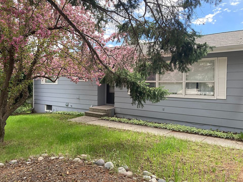 2nd image of 1122 S Cedar View Dr