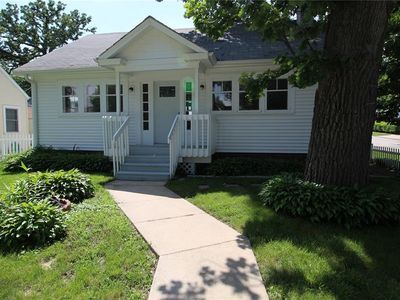 1061 16th St NE, Cedar Rapids, IA, 52402