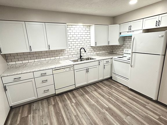 2nd image of 4140 Baldwin Ave #4