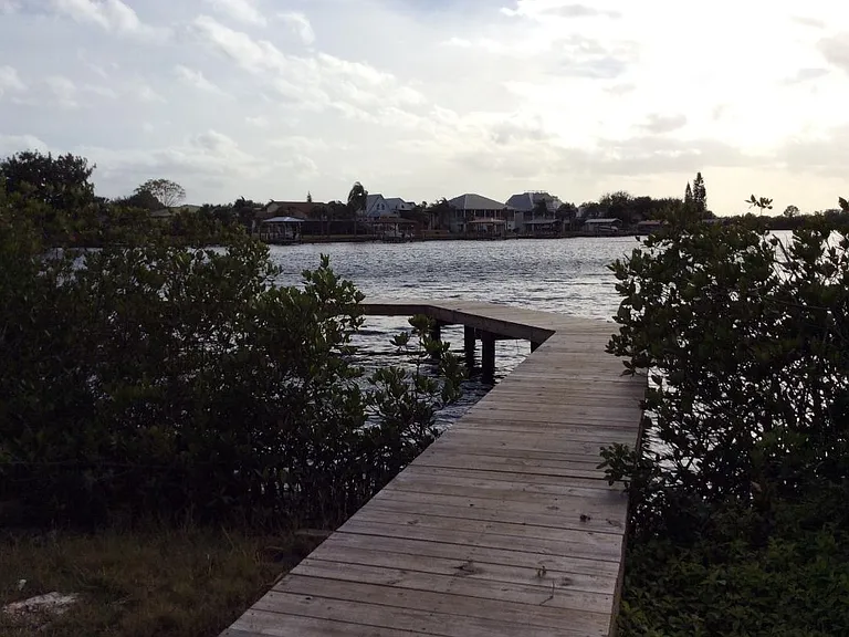 1502 W Shell Point Rd — Photo 9