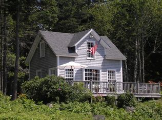 22 Cove Side Ln, Saint George, ME 04860