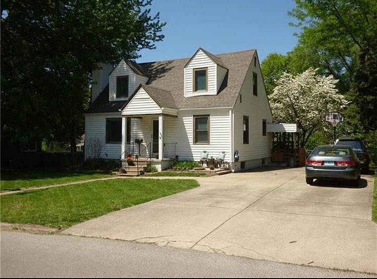 1st image of 516 W 85th Ter