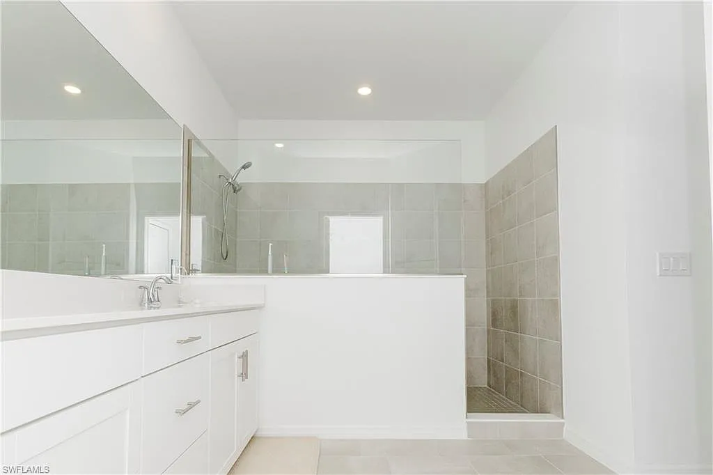 5680 Melbourne Court # 7521 - The N... — Photo 4