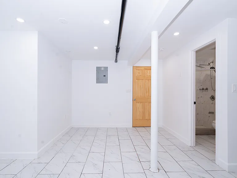 831 Cleveland St #B — Photo 5