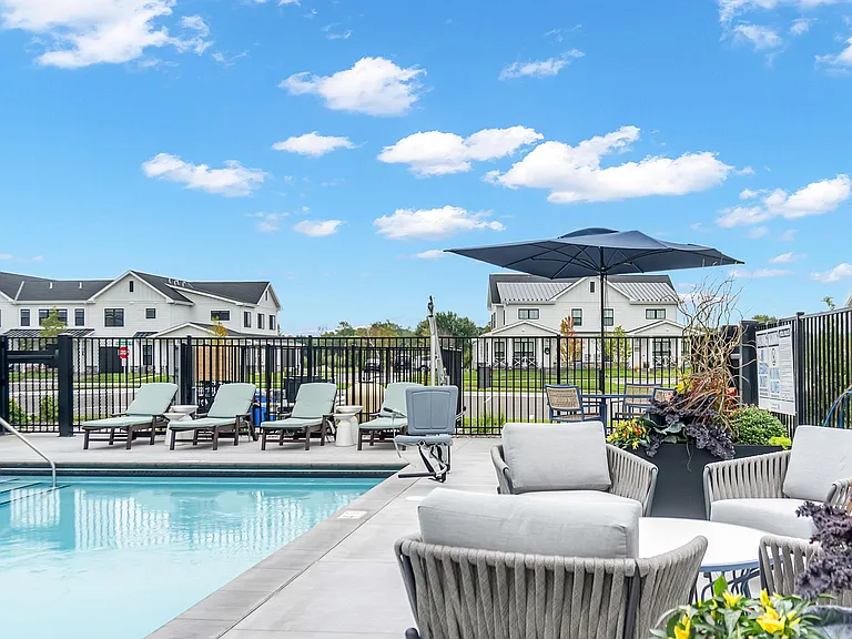 Sandhill Parkway Townhomes — Photo 51