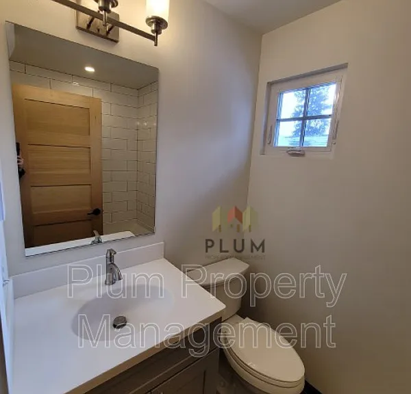 2023 S Higgins Ave #F — Photo 8