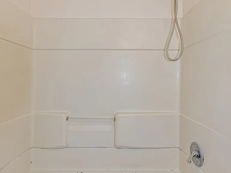 717 New River Dr — Photo 18