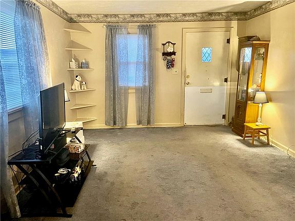 4th image of 11629 E Deanna Dr