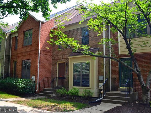 3rd image of 5149 King Charles Way