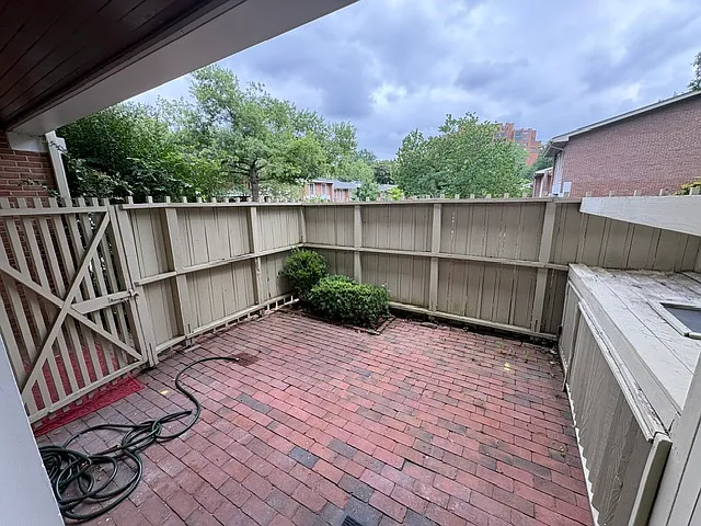 36 Bouton Green Ct — Photo 6