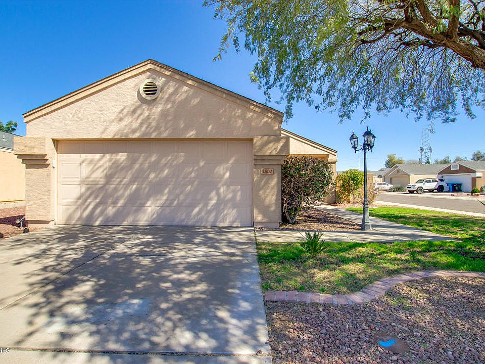 1st image of 2802 W Muriel Dr