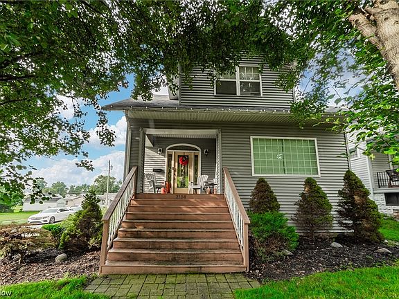 3rd image of 2154 Norwood Blvd