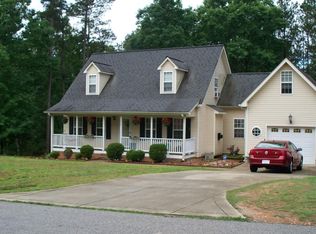 172 Mooney Dr, Fuquay Varina, NC 27526