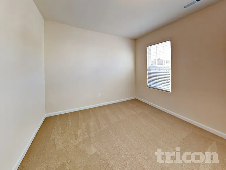 1357 Waylon Ave — Photo 13
