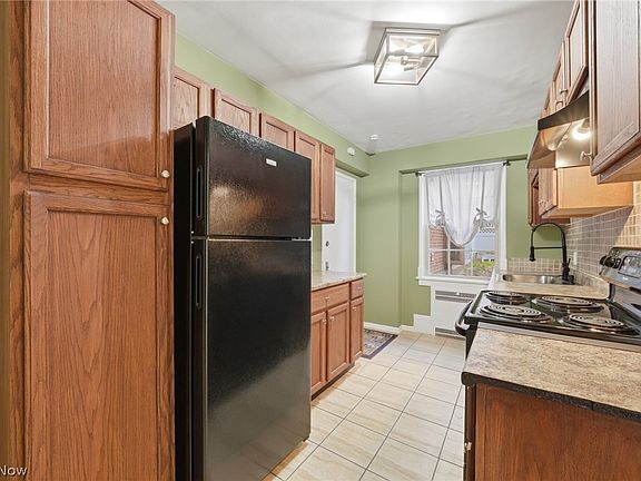 5th image of 13500 Shaker Blvd APT 203