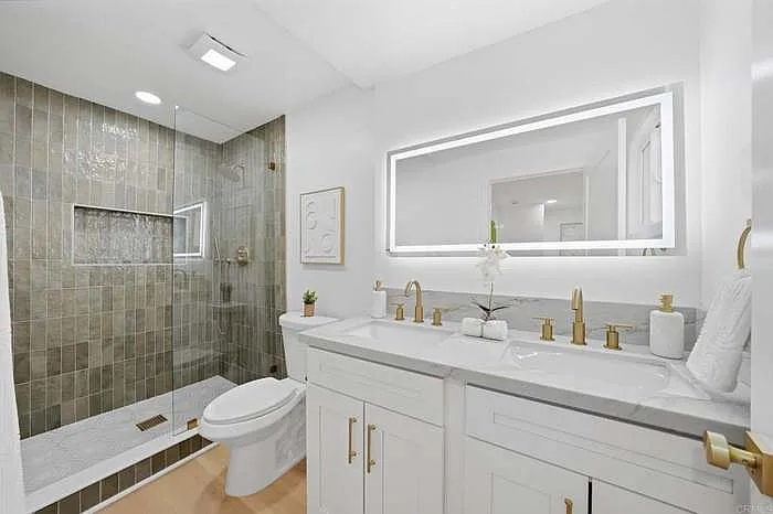 1641 Donax Ave #41 — Photo 2