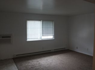 408 Hickory Cir #6, Momence, IL 60954