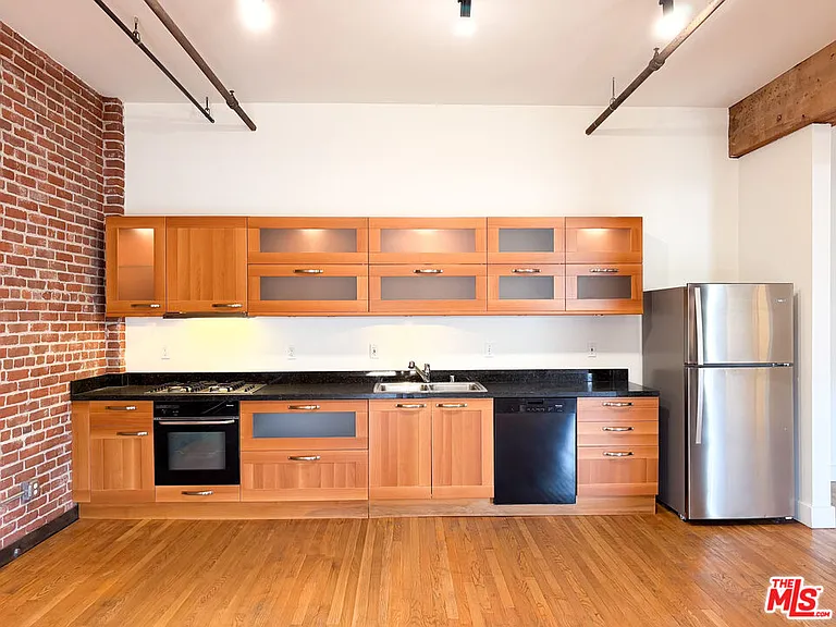 215 S Santa Fe Ave #4 — Photo 6